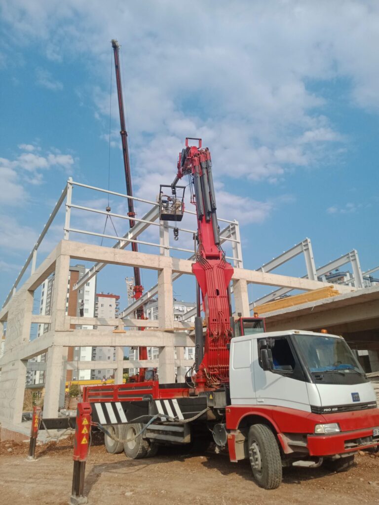 Sepetli Vinç Kiralama Sepetli Vinç Kiralama